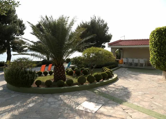 Family Friendly Seaside Pirovac, Sibenik - 13692